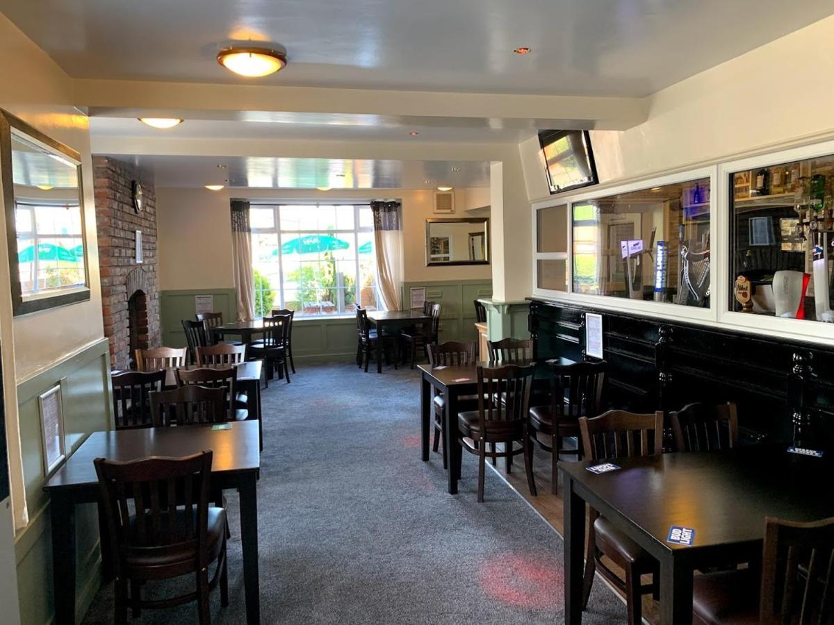 White Horse Tavern Telford Kültér fotó